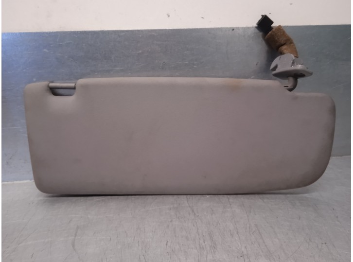 Recambio de parasol izquierdo para audi a4 avant (b5) 2.4 v6 30v referencia OEM IAM 3B0857551 
