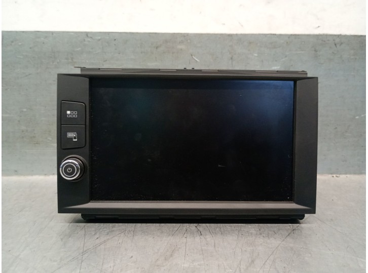 Replacement multifunction display for Seat Leon (5F1) 1.5 TSI OEM IAM reference 5F0919606 5F0919606 