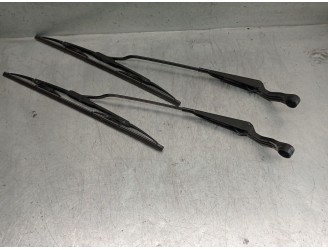 Recambio de brazo limpia delantero derecho para suzuki vitara (et) hdi (se 420hdi) referencia OEM IAM 3831085C00 3831085C00 