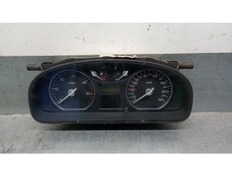 Recambio de cuadro instrumentos para renault laguna ii (bg0/1_) 2.2 dci (bg0f) referencia OEM IAM 8200218888 7711380001 