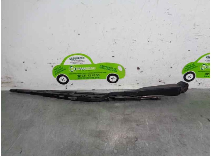 Recambio de brazo limpia trasero para chrysler grand voyager (rg) 2.5 referencia OEM IAM 05288704AD  