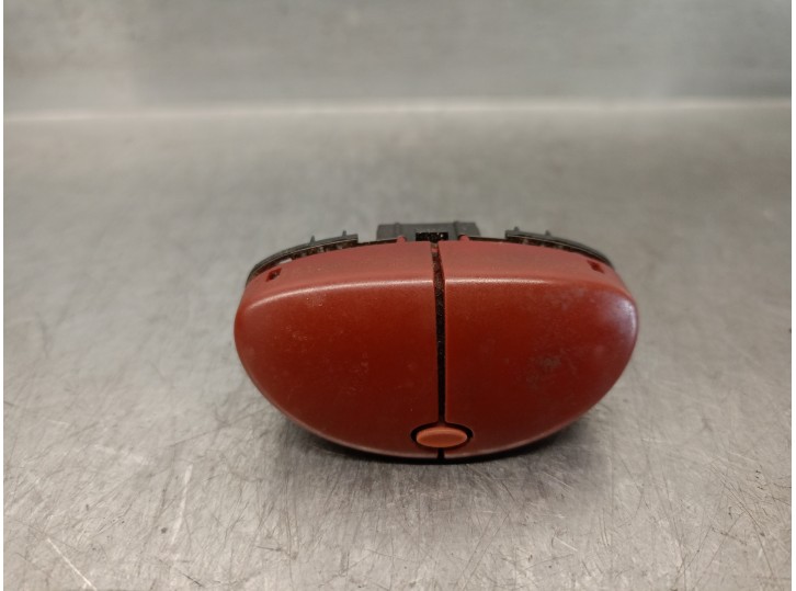 Recambio de warning para peugeot 206 berlina 1.4 referencia OEM IAM 40377877  