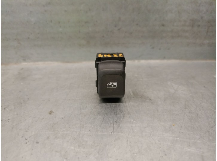 Replacement rear left window switch for Audi Q2 (GAB, GAG) 1.0 TFSI OEM IAM reference 8V0959855B 8V0959855B 