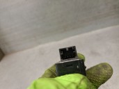 Replacement rear left window regulator switch for Audi Q2 (GAB, GAG) 1.0 TFSI OEM IAM reference 8V0959855B 8V0959855B 