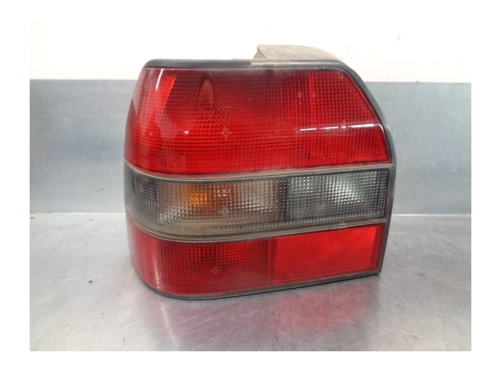 Recambio de piloto trasero izquierdo para renault 19 (1989...) 1.7 referencia OEM IAM 7701033781 