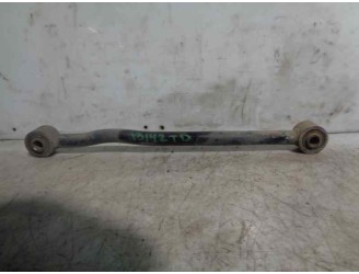 Recambio de brazo suspension inferior trasero derecho para kia shuma ii 1.6 cat referencia OEM IAM 