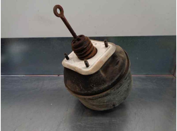 Replacement brake booster for Jeep Cherokee (J) 2.5 turbodiesel OEM IAM reference 52128033 2E7128C30744 