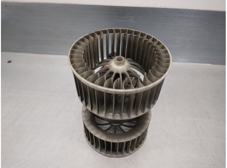 Recambio de motor calefaccion para bmw x3 (e83) 3.0 turbodiesel cat referencia OEM IAM 64113453729  