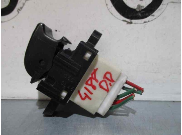 Recambio de mando elevalunas delantero derecho para mazda 6 monovolumen (gy) 2.0 diesel cat referencia OEM IAM 3583L45 3583L45 