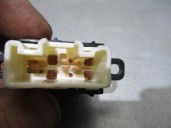 Recambio de mando elevalunas delantero derecho para mazda 6 monovolumen (gy) 2.0 diesel cat referencia OEM IAM 3583L45 3583L45 