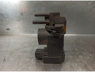 Replacement vacuum solenoid valve for Citroën C5 Break 2.0 hdi OEM IAM reference EV526 EV526 