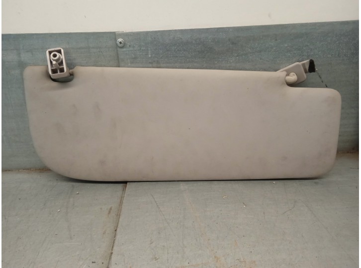 Recambio de parasol derecho para peugeot bipper 1.4 hdi referencia OEM IAM 8143ZF 