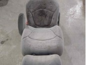 Replacement front right seat for citroën c5 saloon 2.0 hdi OEM IAM reference 8860CX GREY FABRIC 4 DOORS