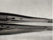 Recambio de brazo limpia delantero derecho para opel vectra c berlina 1.8 16v cat (z 18 xe / 2h9) referencia OEM IAM 09185812 09