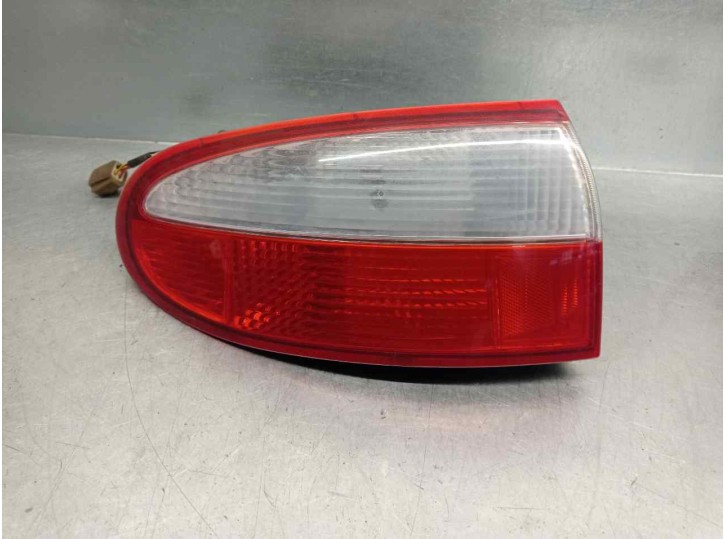 Replacement left rear light for Daewoo Lanos 1.5 CAT OEM IAM reference 96304618 WING 5 DOORS