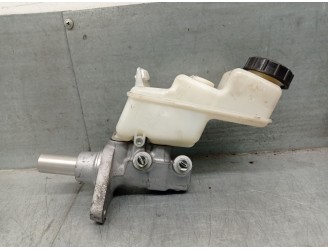 Recambio de bomba freno para toyota yaris (_p13_) 1.5 (nsp131_) referencia OEM IAM 4720109650 4720109650 03350887771