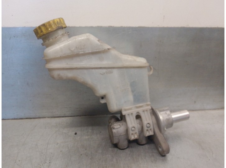 Recambio de bomba freno para peugeot bipper 1.4 hdi referencia OEM IAM 0204051108 0204Y24438 