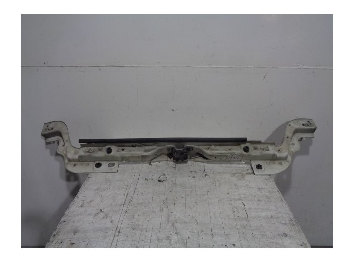 Recambio de panel frontal para peugeot bipper 1.4 hdi referencia OEM IAM 7106F6 DE CHAPA CON CERRADURA 