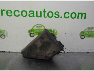 Recambio de caja reles / fusibles para mg serie 45 (rt) 2.0 td referencia OEM IAM YQE103200R 