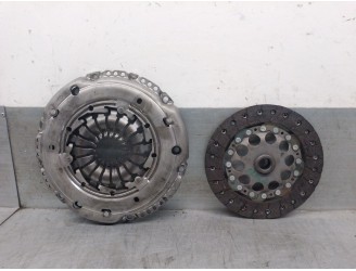 Recambio de kit embrague para mini mini countryman (f60) cooper referencia OEM IAM 122049210 21208676275 322055710 LUK