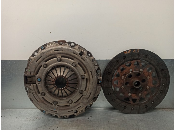 Replacement clutch kit for Mini R57 Cabrio Diesel CAT OEM IAM reference 21208606067 7599833 VALEO
