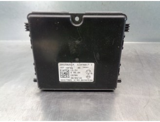 Recambio de centralita aire acondicionado para renault captur 0.9 energy referencia OEM IAM 285258251R E1078017I 