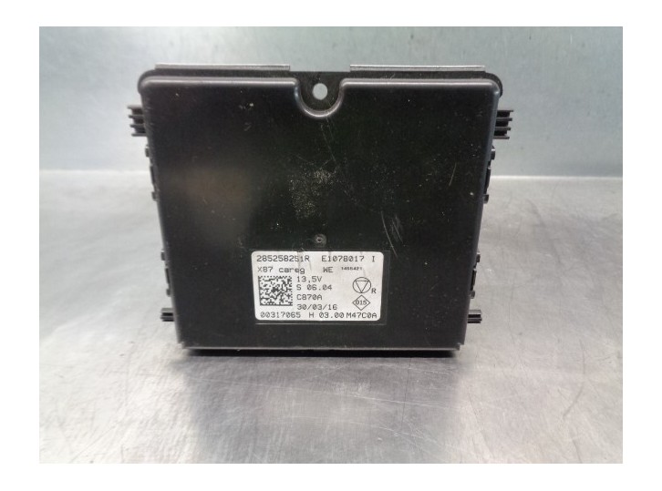 Recambio de centralita aire acondicionado para renault captur 0.9 energy referencia OEM IAM 285258251R E1078017I 