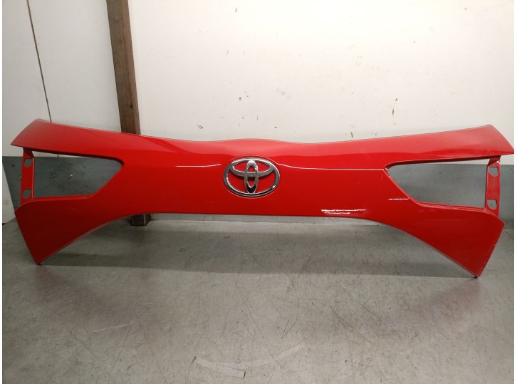 Recambio de molduras traseras para toyota yaris (_p13_) 1.5 (nsp131_) referencia OEM IAM 768010DB20 768120D040 