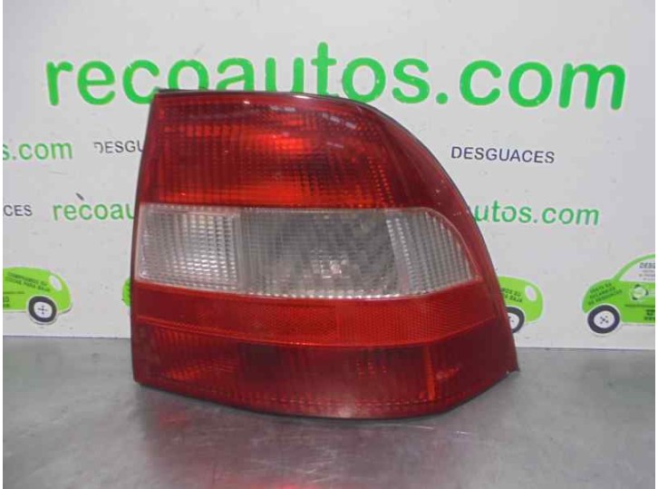 Recambio de piloto trasero derecho para opel vectra b berlina 2.0 16v di cat (x 20 dtl / ld3) referencia OEM IAM 90568049 