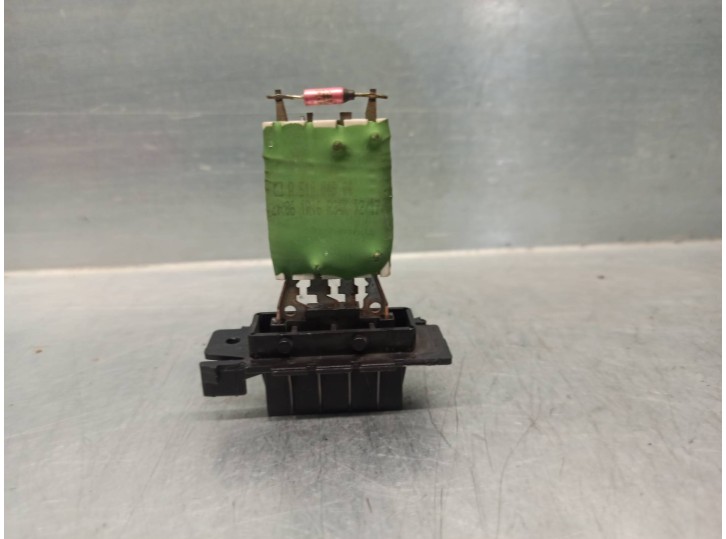 Recambio de resistencia calefaccion para opel corsa e business referencia OEM IAM 6845796  