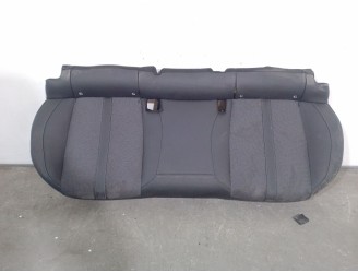 Recambio de asientos traseros para peugeot 308 iii (fb_, fh_, fp_, f3_, fm_) bluehdi 130 (fbyhzl, fbyhzt) referencia OEM IAM P26