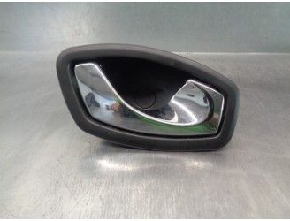 Recambio de maneta interior delantera derecha para renault captur 0.9 energy referencia OEM IAM 806700005R  