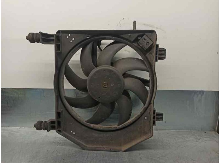Recambio de electroventilador para ford fiesta berlina 1.25 16v cat referencia OEM IAM 96FB8C607CK 