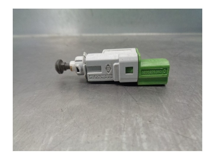 Recambio de interruptor para renault captur 0.9 energy referencia OEM IAM 8200276360D 