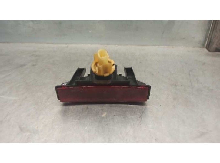 Recambio de luz central de freno para nissan primera berlina (p12) 2.2 16v turbodiesel cat referencia OEM IAM 270275 