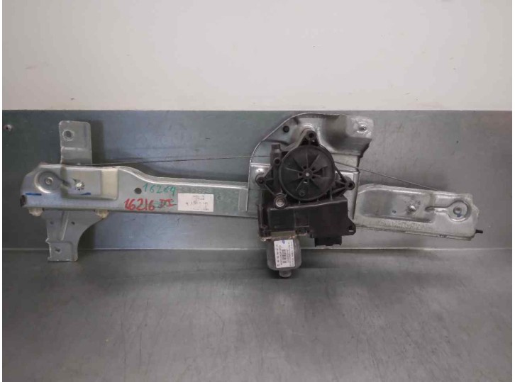 Recambio de elevalunas delantero izquierdo para peugeot 208 active referencia OEM IAM 9673153280 6 PINES 5 PUERTAS