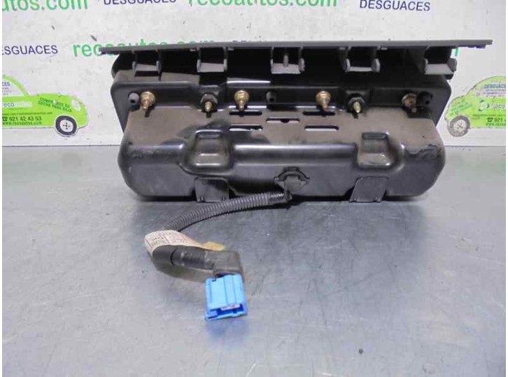Recambio de airbag delantero derecho para kia carnival 2.9 turbodiesel cat referencia OEM IAM K56A57K50  