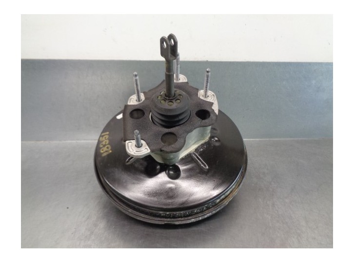 Recambio de servofreno para renault captur 0.9 energy referencia OEM IAM 472103202R  