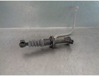 Recambio de bomba embrague para renault captur 0.9 energy referencia OEM IAM 306105773R  