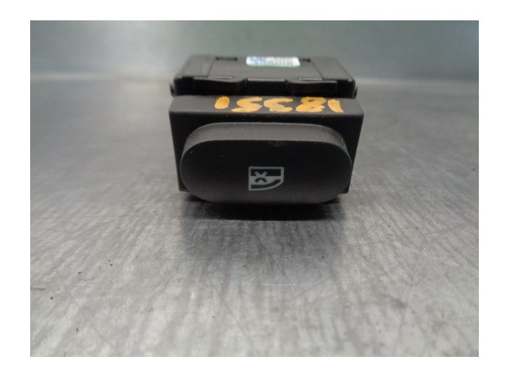 Recambio de interruptor para renault captur 0.9 energy referencia OEM IAM 254298400R 