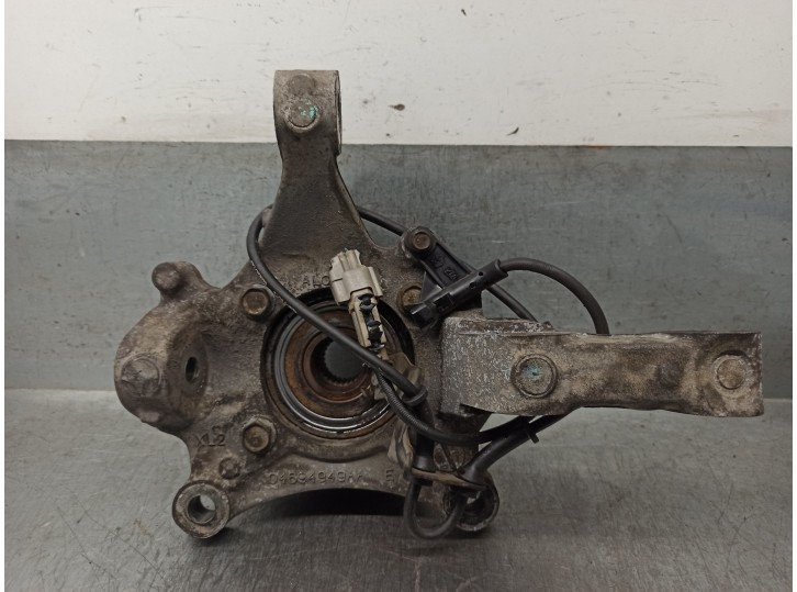 Recambio de mangueta delantera izquierda para chrysler voyager (rg) 2.5 crd cat referencia OEM IAM 04694949AA 