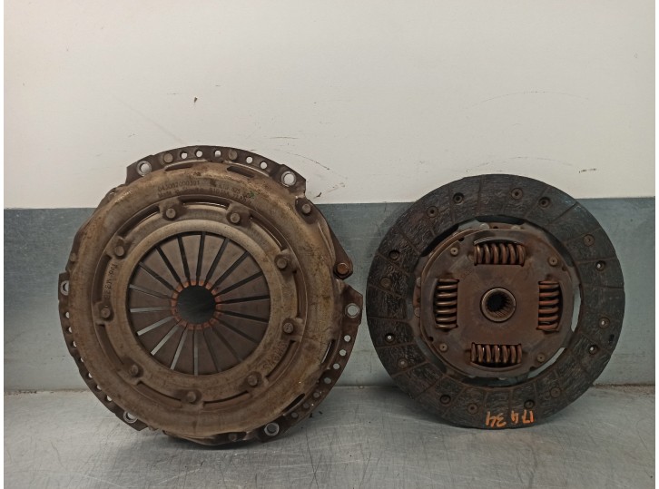 Recambio de kit embrague para peugeot 308 1.6 16v referencia OEM IAM 9661082580 043082000391 SACHS