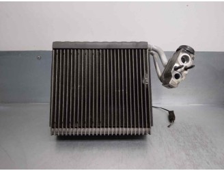 Recambio de evaporador aire acondicionado para chevrolet captiva 2.0 diesel cat referencia OEM IAM 96984423  