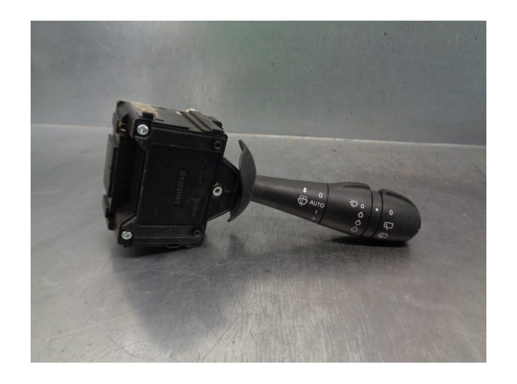 Recambio de mando limpia para renault captur 0.9 energy referencia OEM IAM 255675887R  