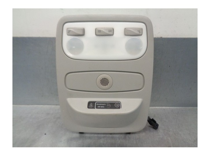 Recambio de luz interior para renault captur 0.9 energy referencia OEM IAM 969805401R  