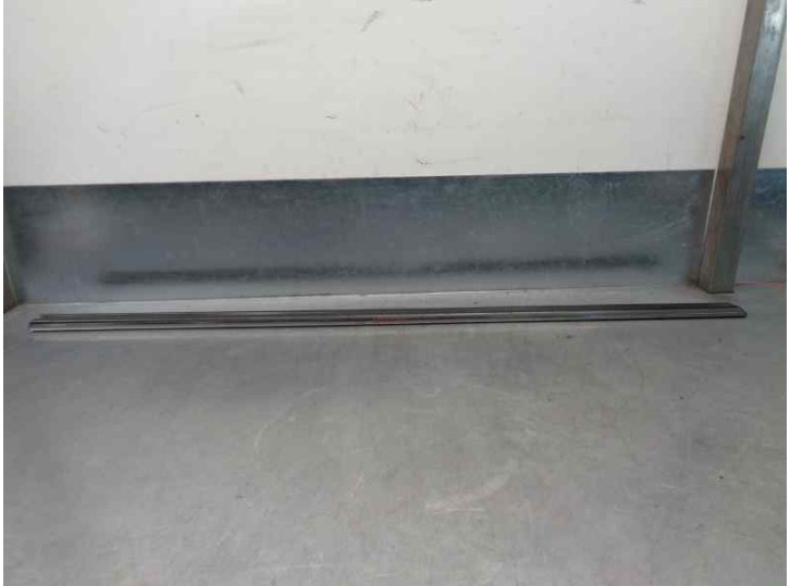 Recambio de molduras delanteras para mini cabrio (r52) 1.6 16v cat referencia OEM IAM 