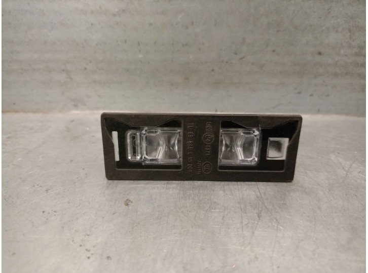 Recambio de piloto matricula para audi q2 (gab, gag) 1.0 tfsi referencia OEM IAM 8W6943021A 8W6943021A 