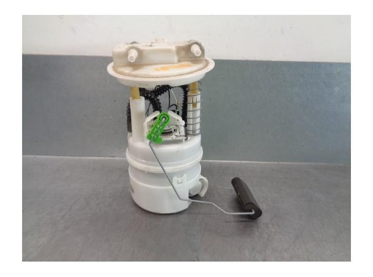 Recambio de aforador para renault captur 0.9 energy referencia OEM IAM 170114543R 