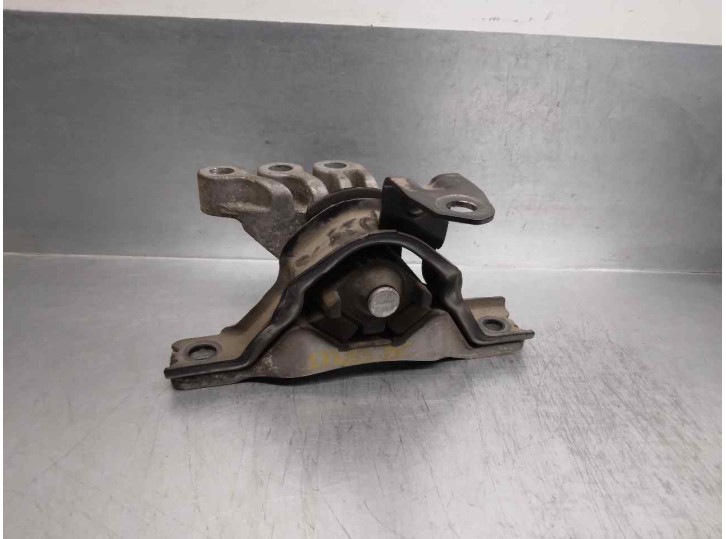 Recambio de soporte motor derecho para chevrolet captiva 2.0 diesel cat referencia OEM IAM 96626772  