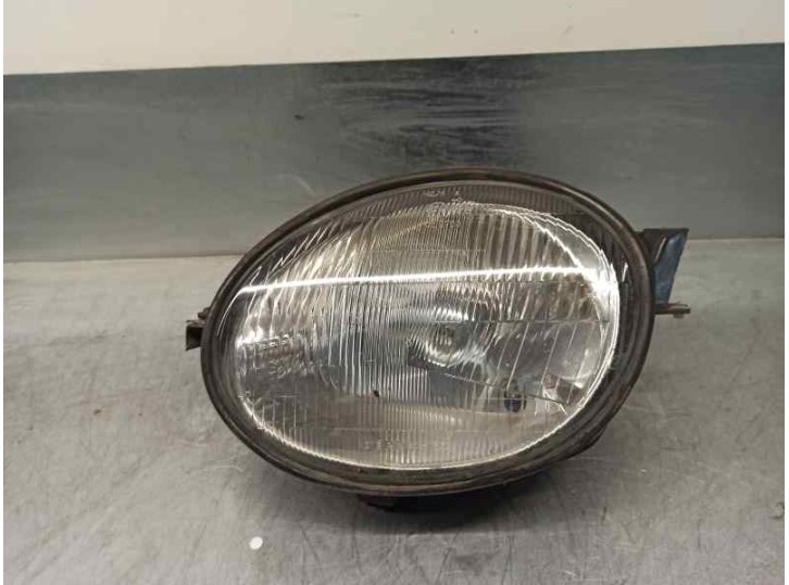 Recambio de faro izquierdo para toyota corolla (e11) 1.4 16v cat referencia OEM IAM 082121186L DEPO